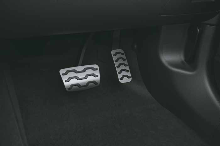 Hyundai Venue N Line — Sporty metal pedals