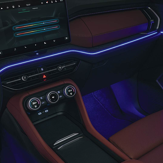 Skoda Kodiaq, Configurable interior ambient lighting across the dashboard