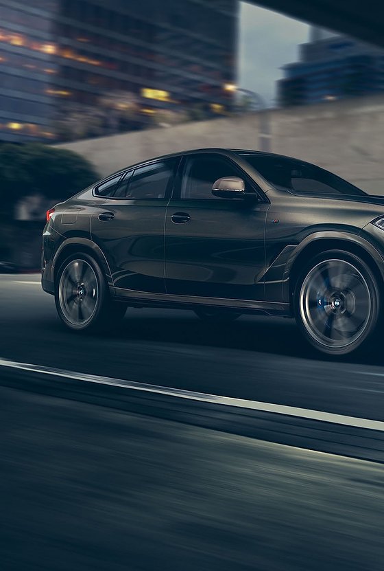 BMW X6, Dynamic coupe-SUV in motion