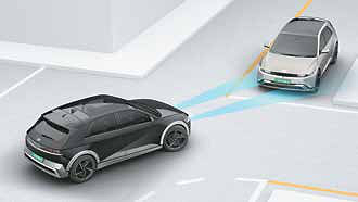Hyundai Ioniq 5, Forward Collision-Avoidance Assist - Junction Turning (FCA-JT)