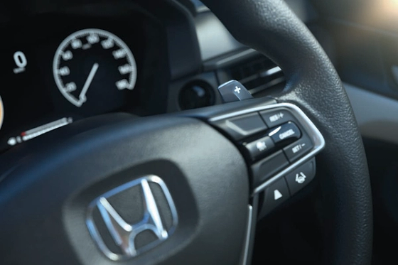Honda Amaze, Paddle shifters on the steering wheel (CVT)