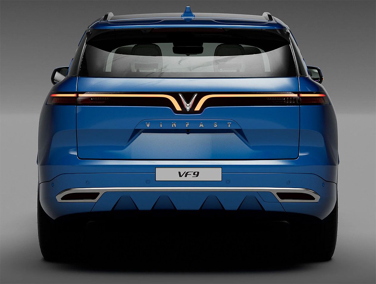 VinFast VF 9 — image 4