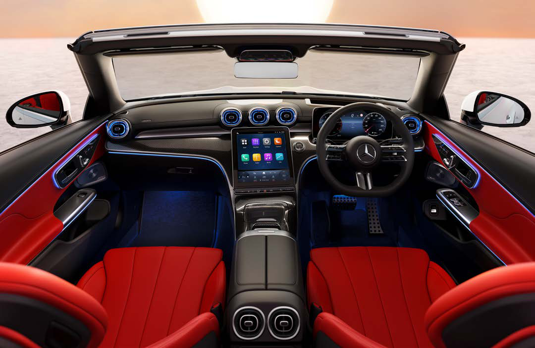 Mercedes-Benz CLE Cabriolet — Cockpit with red nappa leather upholstery and ambient lighting