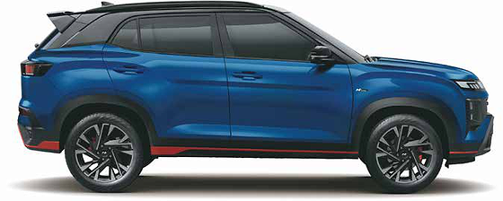Hyundai Creta N Line, Sporty side profile with black roof, tailgate spoiler and red side sill inserts