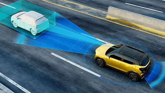 Mahindra XUV 3XO, Auto Emergency Braking detects vehicles ahead