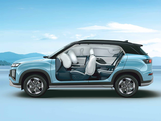 Hyundai Creta Electric, 6 airbags standard, including side and curtain airbags