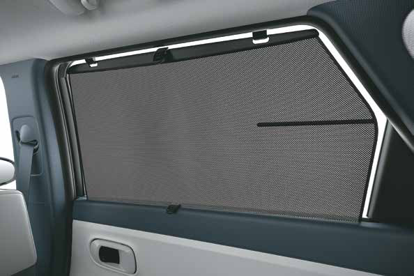 Hyundai Venue — Rear window sunshade