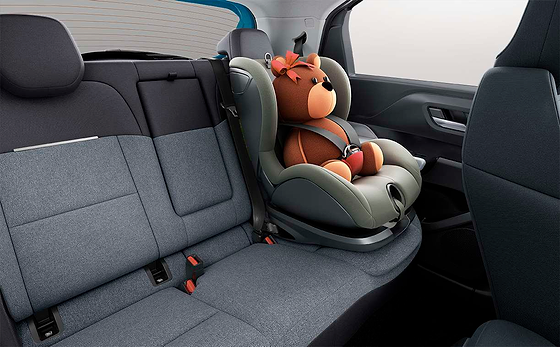 Tata Punch, ISOFIX child-seat anchor points on the rear seat