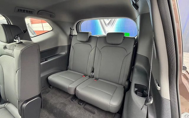 VF MPV 7 photo 11