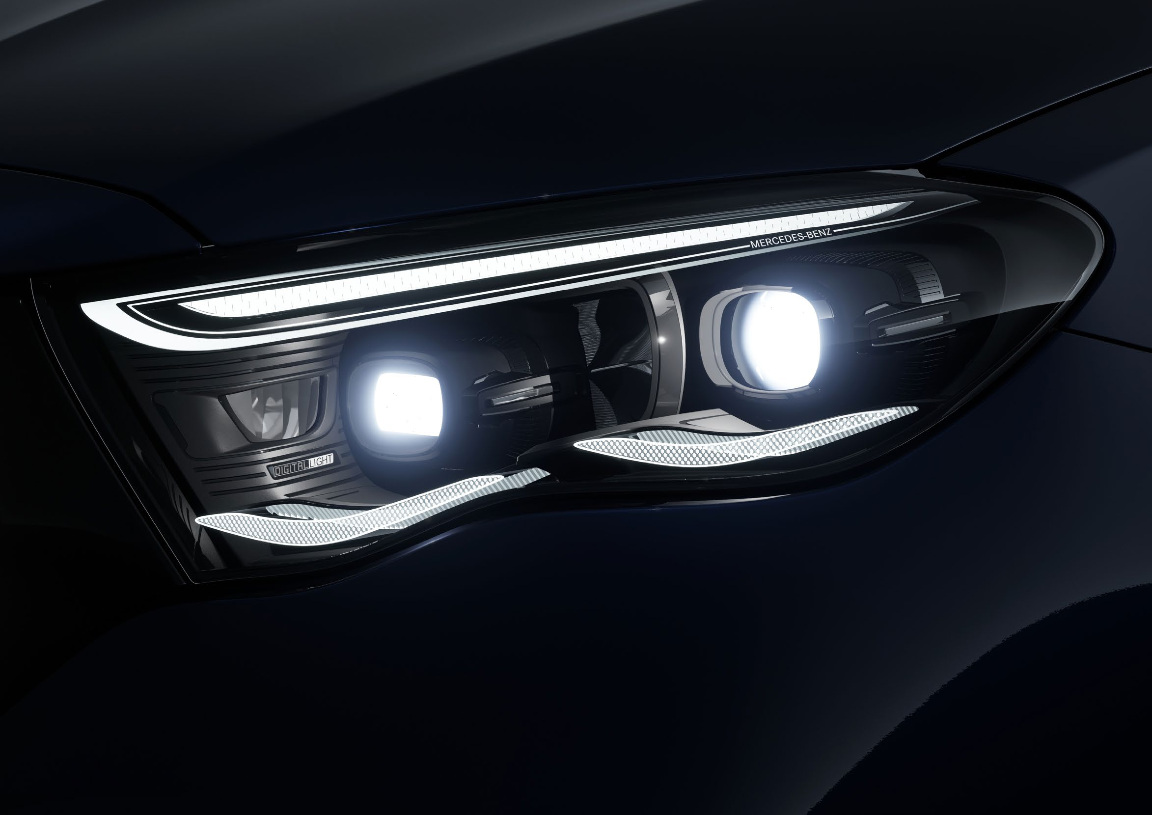 Mercedes-Benz E-Class — DIGITAL LIGHT HD headlamps with over 1 million pixels per unit