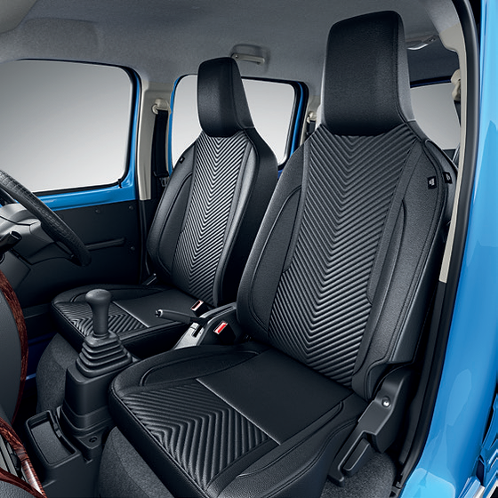 Maruti Suzuki Eeco, Textured seat covers for the front seats.