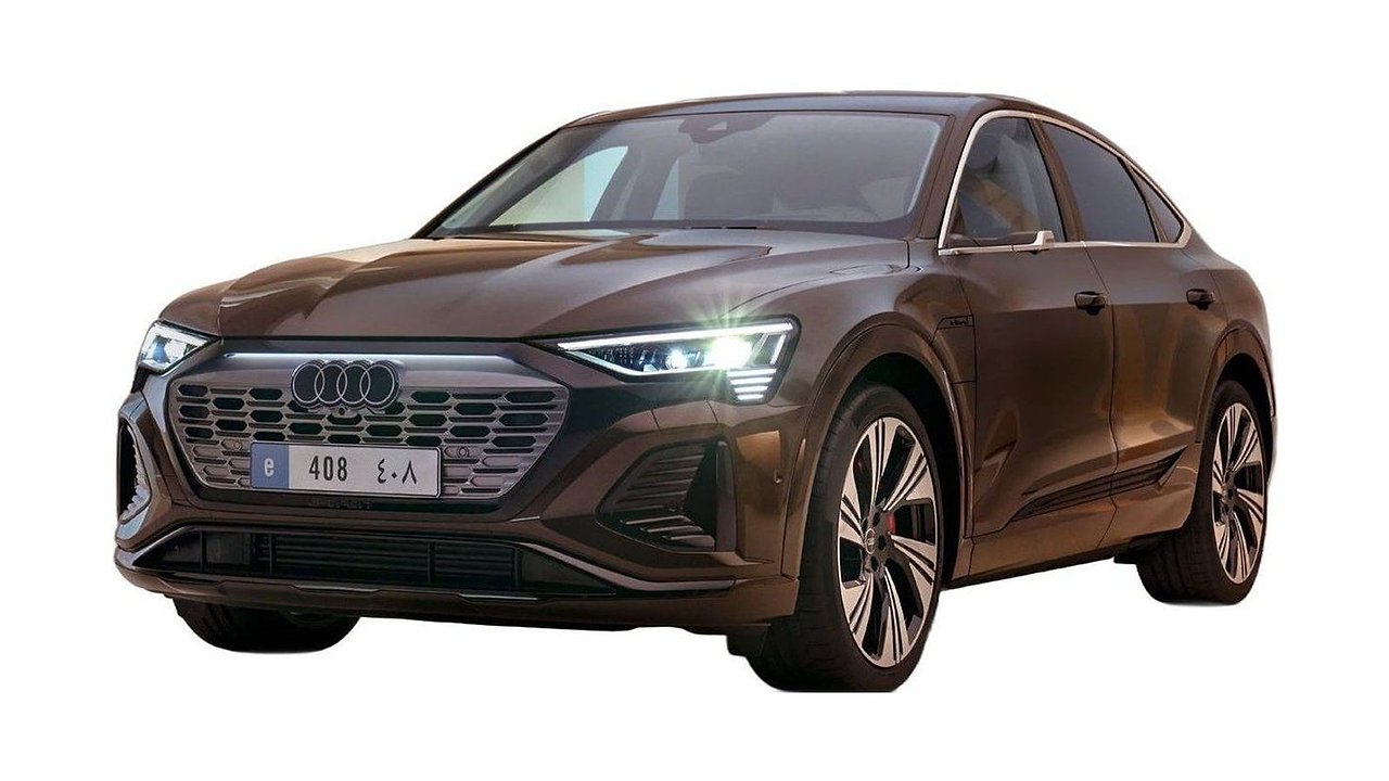 Q8 Sportback e-tron in Magnet grey colour
