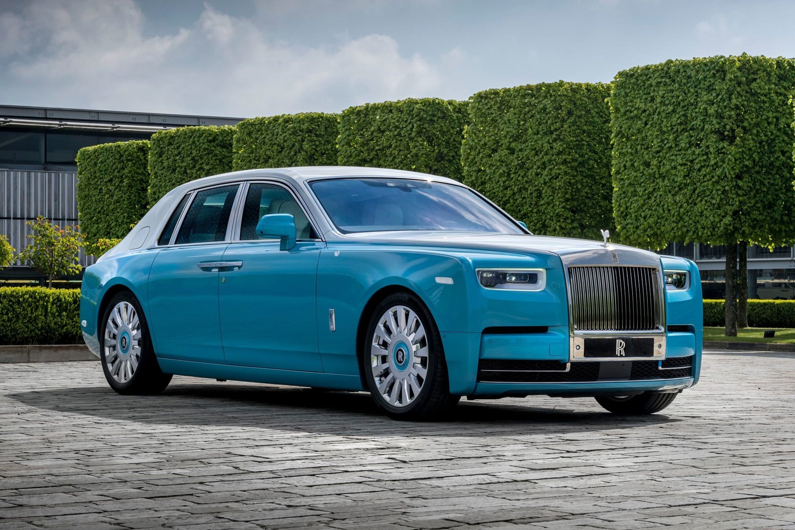 Rolls Royce 2024